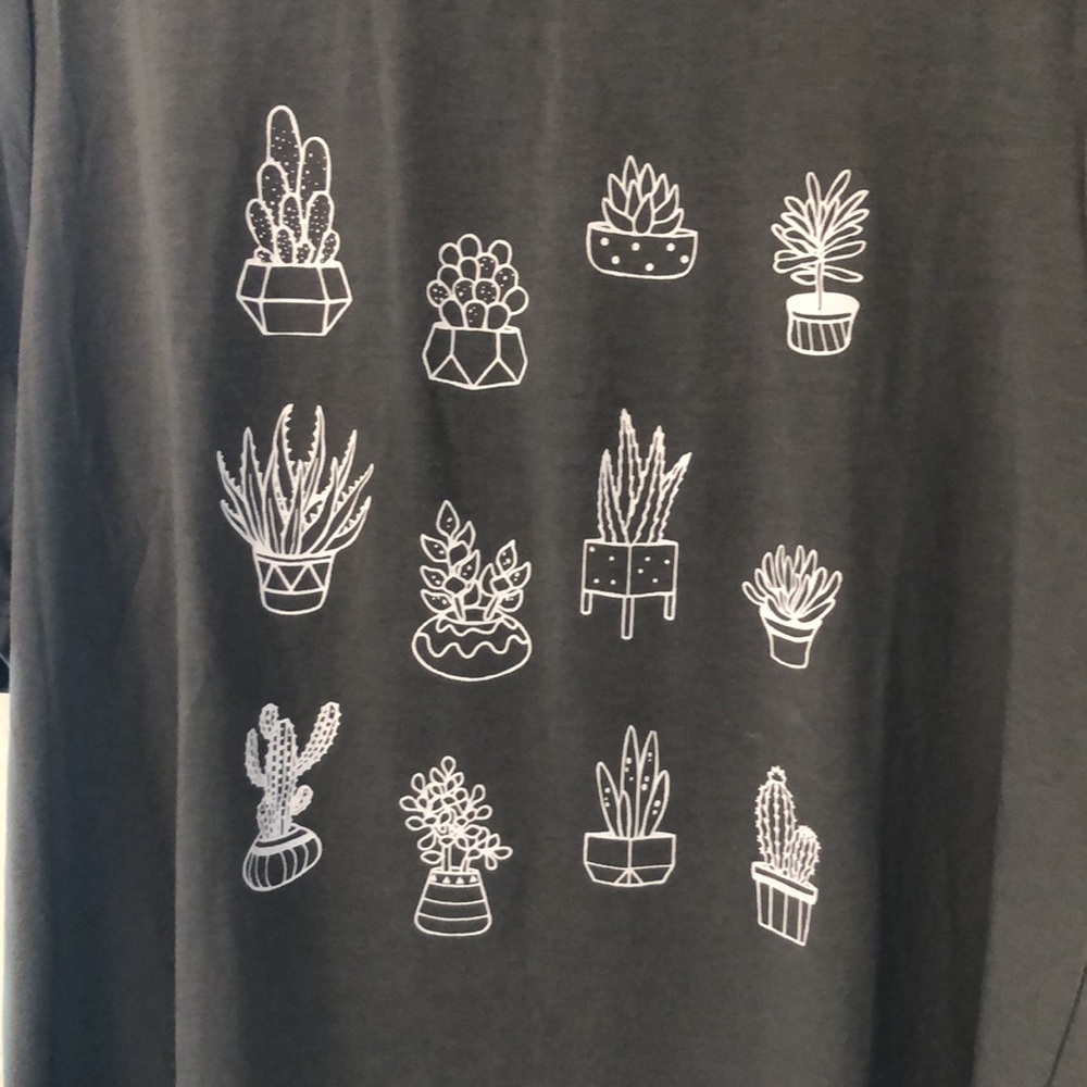 BLOOMCHIC CACTUS TSHIRT ARMY GREEN SIZE 14-16 NWT - Picture 6 of 11